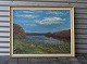 Udsigt over en 
sø, olie på 
lærred.
Signeret 
KSM`70, 
formentlig 
norsk.
Mål: Højde 73 
cm & ...