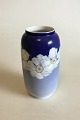 Royal 
Copenhagen Art 
Nouveau vase No 
367/107. Måler 
21 cm