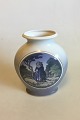 Royal 
Copenhagen Art 
Nouveau vase 
med 
Svinedrengen No 
4481. Måler 
22,5 cm