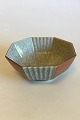 Royal 
Copenhagen 
Ottekantet 
Krakeléskål No 
212/3419. Måler 
7,5 cm x 17,5 
cm