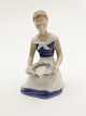 Bing & Grondahl 
girl with 
garland 2345 
1.sort. No. 
366985