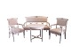Gustaviansk sæt bestående af sofa, sidebord, to armstole og 2 spisestuestole, dekoreret med ...