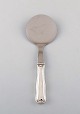 Georg Jensen Old Danish serving spade in sterling silver and stainless steel.
