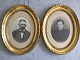 Par meget 
smukke ovale 
guldrammer.
År ca. 1920.
Indeholder 
fotos.
Udført er 
gesso belagt 
med ...