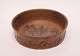 Mørkebrun 
keramik skål, 
nummeret 1702, 
af Axella, fra 
1960erne. 
Skålen er i 
flot brugt 
stand.
H ...
