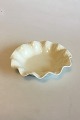 Bing & Grondahl 
Elegance, Creme 
Bowl with wavy 
edge No 40B. 
Measures 14.7 
cm / 5 25/32 
in.
