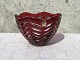Rød krystal 
skål, 
Bleikristall, 
14cm høj, 20cm 
i diameter, 
Made i Germany 
*Perfekt stand*
