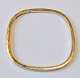 Solid sterling 
armring med 
dekorationer, 
20. årh