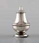 English pepper 
shaker in 
silver. Late 
19th century. 
From large 
private 
collection. 
Large ...