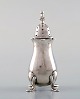 English pepper 
shaker in 
silver. Late 
19th century. 
From large 
private 
collection. 
Large ...