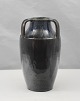Græsk 
inspireret 
Keramik vase, 
vasen er 
raku-brændt
Design Ukendt
Mål  H.: 
18,5cm  Ø.: 
10cm