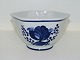 Aluminia 
Tranquebar, 
angular bowl. 
Decoration 
number 11/1246.
Factory first.
Diameter ...