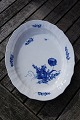 Blå Blomst 
svejfet Royal 
Copenhagen 
porcelæn 
spisestel. 
Kongelig 
porcelæn.
Stort ovalt 
...