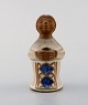 Michael 
Andersen. 
Lysestage i 
glaseret 
keramik. 
1950'erne.
Måler: 10 x 6 
cm.
I flot ...