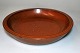 Saxo skål i 
keramik, 20. 
årh. Danmark. 
Brun glaseret. 
Signeret: 66 I. 
Dia.: 18,6 cm. 
Udført af ...