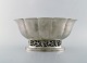 Just Andersen. Large impressive jardiniere / flower pot in pewter. 1930