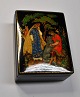 Russian lacquer 
box, 1965. 
Hand-painted.