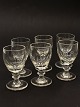 Faceted ground 
barrel-shaped 
glass  9.5 cm. 
19th century. 
No. 394110