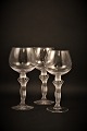Decorative old 
wine glass from 
the 70s / 80s 
in crystal 
glass with foot 
of woman 
carrying the 
...