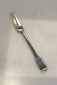 W & S. Sørensen 
Sølv Old Danish 
Stegegaffel 
Måler 21.5 cm