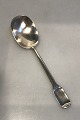 W & S. Sørensen 
Sølv Old Danish 
Serveringsske 
Måler 21 cm