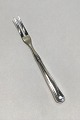 W&S Sørensen 
Sølv/Stål 
Dobbeltriflet 
Pålægsgaffel 
Måler 14.5 cm
