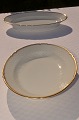 Hartmann Bing & 
Grondahl 
porcelain. B&G 
Hartmann with 
gold, Oval 
serving dish 
no. 18. Length 
25 ...