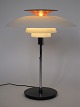 Poul Henningsen
PH 80
Table lamp
Acrylic & Chrome