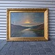 Maleri af ådal, 
olie på lærred 
med guldramme.
Signeret af 
Hugo Petersen. 
(født ...