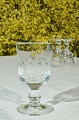 "Mazurka" 
Weinservice, 
Holmegaard 
Glashütte, 
Dänemark. 
1970-85.
Süsswein, Höhe 
9,2 cm. ...