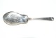 Dobbeltriflet 
Sølv, 
Serveringsspade 
m/ Ciselering 
L11
Lødighed 11
Længde 24 cm.
Velholdt ...