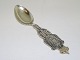 Danish silver, 
Christmas spoon 
from 1928.
Length 15.2 
cm.
Excellent 
condition.