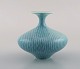 Gunnar Nylund for Rörstrand. Vase i glaseret keramik. Smuk turkis glasur. 
1960