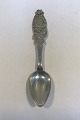 Aug. Thomsen 
Silver 
Christmas Spoon 
1930 Measures 
18 cm(7 3/32 
in)