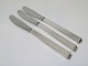 Evald Nielsen 
No. 27 silver.
Dinner knife 
with short 
knife blade.
Total length 
21.8 cm., ...