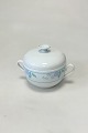 Bing & Grondahl 
Fleur, Light 
Blue Sugar Bowl 
No 302. 
Measures 12 cm 
/ 4 23/32 in.