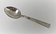 Champagne. O.V. 
Mogensen. Sølv 
(830). 
Barneske. 
Længde 15 cm.