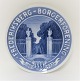 Royal 
Copenhagen. 
Mindeplatte 
#203. 
Frederiksberg 
borgerforening. 
Indgangen til 
Frederiksberg 
...