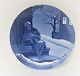 Bing & Grondahl 
Anniversary 
plate. 1895 
Christmas Eve 
1935. Diameter 
22 cm.