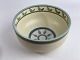 Smuk vintage 
skål fra Søholm 
keramik på 
Bornholm i lyse 
farver: Hvid, 
blå, grøn med 
stiliseret ...