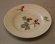 20 stk på lager
028 a 
Kagetallerken 
15,5 cm (306)	 
Balder B&G  - 
Creme porcelæn, 
hyben, ...