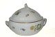 Bing and 
Grondahl White 
Saxon Flower, 
lid dish
Deck No. 5
1st sorting.
Beautiful and 
well ...