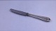 Sølv kniv 
"Diana", fra 
Carl M. Cohrs 
Sølvfabrikker, 
Fredericia. 
Knivens skaft 
er 3-tårnet 
sølv, ...