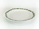 Stort kongeligt 
porcelænsfad 
dekoreret med 
grønne blade.
35 cm.