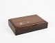 Box in rosewood 
decorated with 
birds, in great 
vintage 
condition. 
H - 3 cm, W - 
12.5 cm and D 
...