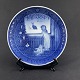 Diameter 18 cm.
Motiv: 
Julestemning