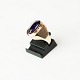 Ring dekoreret 
med ametyst og 
af 14 karat 
guld, stemplet 
FF.
Str.: 58