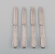 Four Evald Nielsen number 14 fruit knives in hammered silver (830). 1920s.
