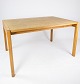 Spisebord af eg 
og kork af 
dansk design 
fra 1970erne. 
Bordet er i 
flot brugt 
stand.
H - 72.5 ...
