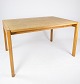 Spisebord af eg 
og kork af 
dansk design 
fra 1970erne. 
Bordet er i 
flot brugt 
stand.
H - 72.5 ...